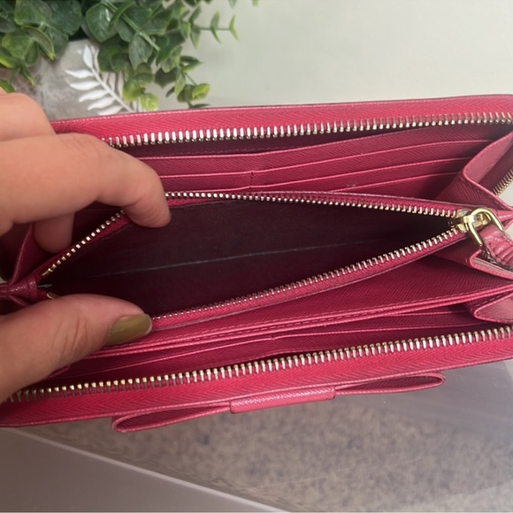 Prada Saffiano Pink Leather Bow Zipper Wallet - Picture 10 of 13